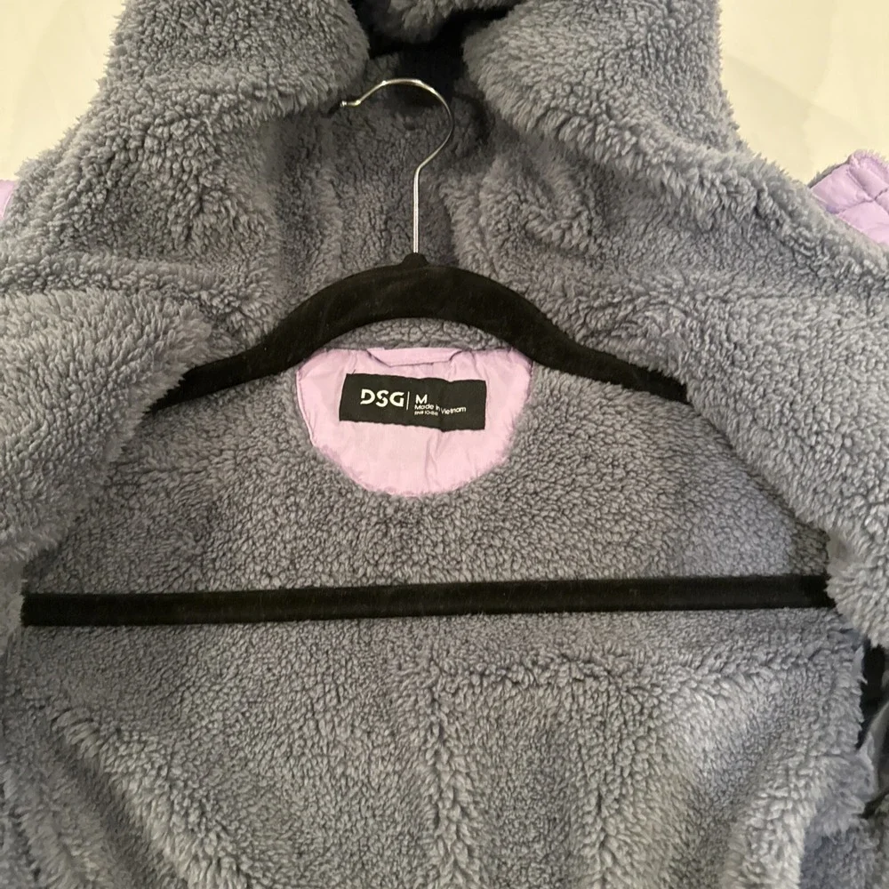 Girls Puffer Jacket‎ DSG Lavender insulated jacket girls medium (worn once)